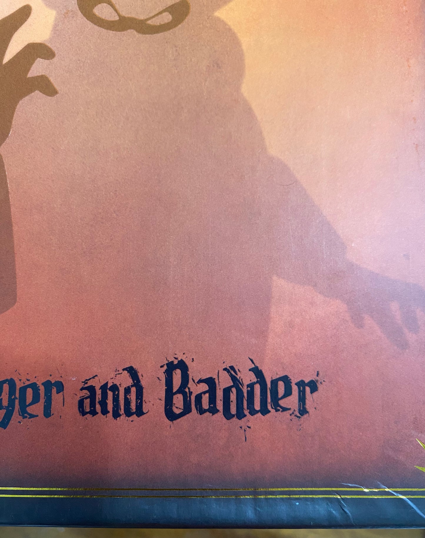 Disney Villainous: Bigger & Badder (ding & dented #1)